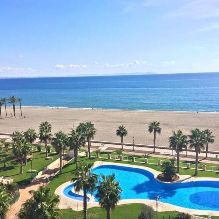 Primera Linea De Playa Roquetas de Mar Dış mekan fotoğraf